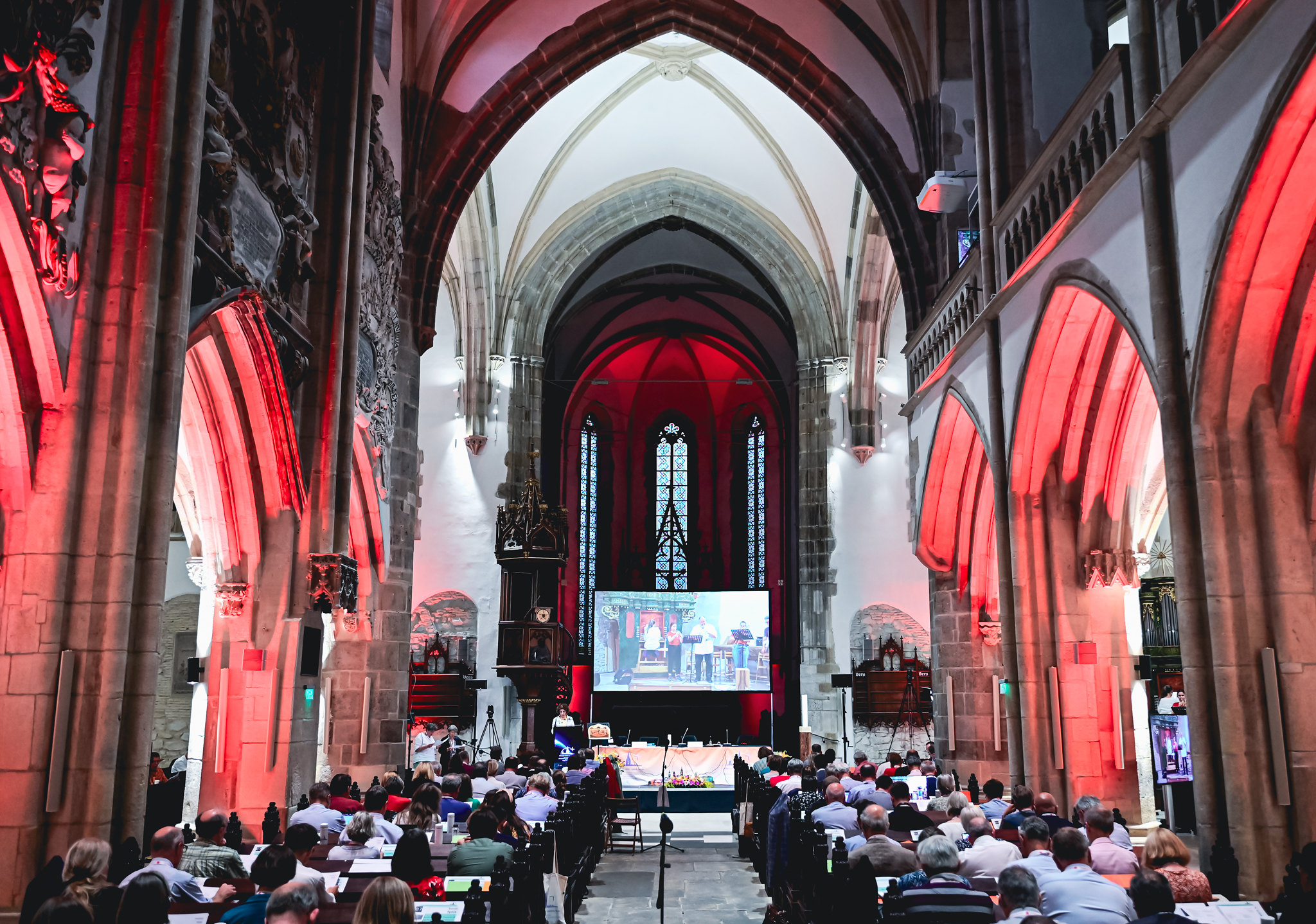 ZEPPELIN STUDIO FOCUS AGENCY